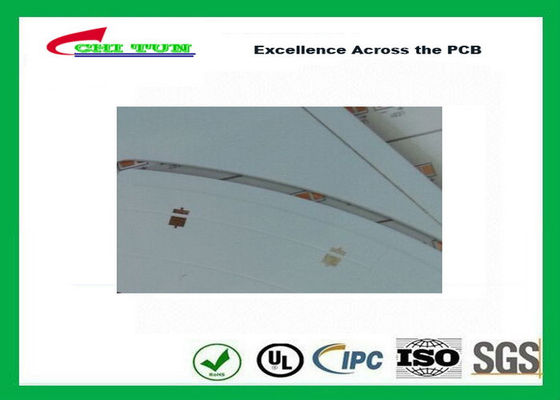 καλής ποιότητας Πλαισιωμένη παροχή ηλεκτρικού ρεύματος πινάκων κυκλωμάτων αργιλίου PCB 1.6mm οδηγήσεων διπλάσιο, λευκός πίνακας PCB προμηθευτές
